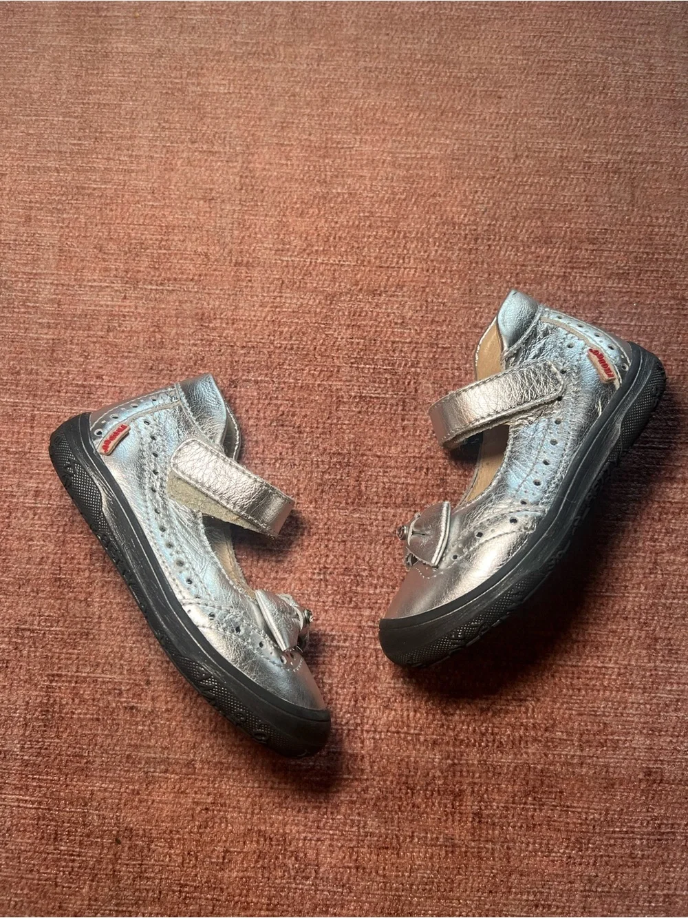 Froddo Kids US 7 Barefoot Eco Silver high top Mary Jane Shoes Size 23 Comfy